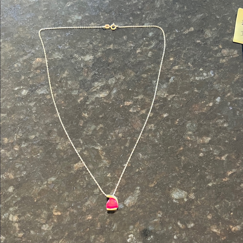 Elegant Pink Pendant Necklace